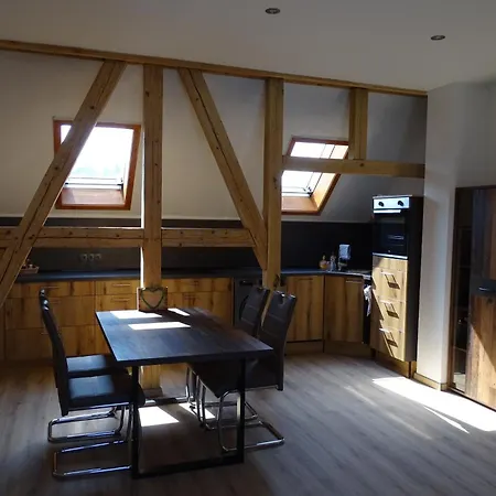 Apartment Familienfreundliche 65 Qm Am Reservat Vessertal Schleusingen